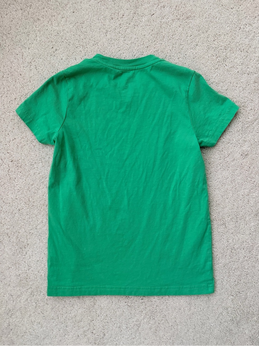 Apple Green Tee with Yellow Apple Graphic - Picture 6 of 7